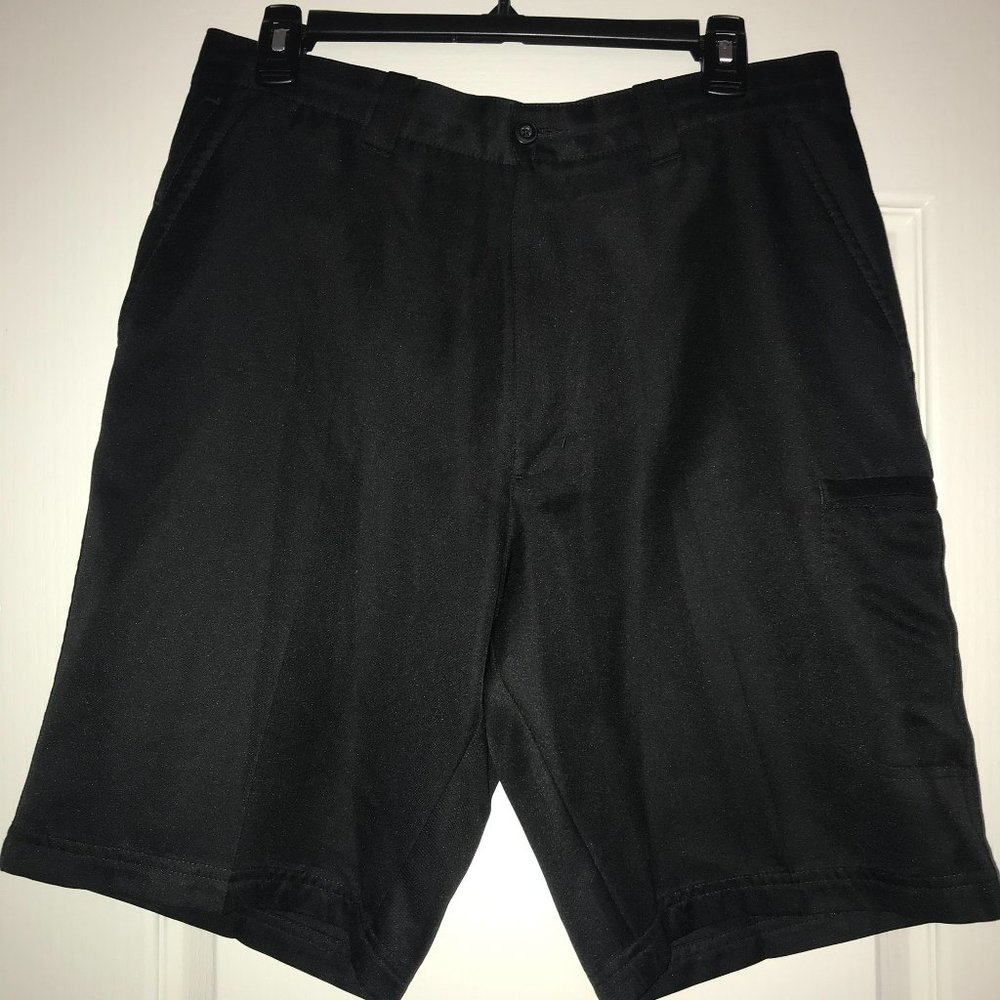 PGA Tour Flat Front Black Shorts - Size 32